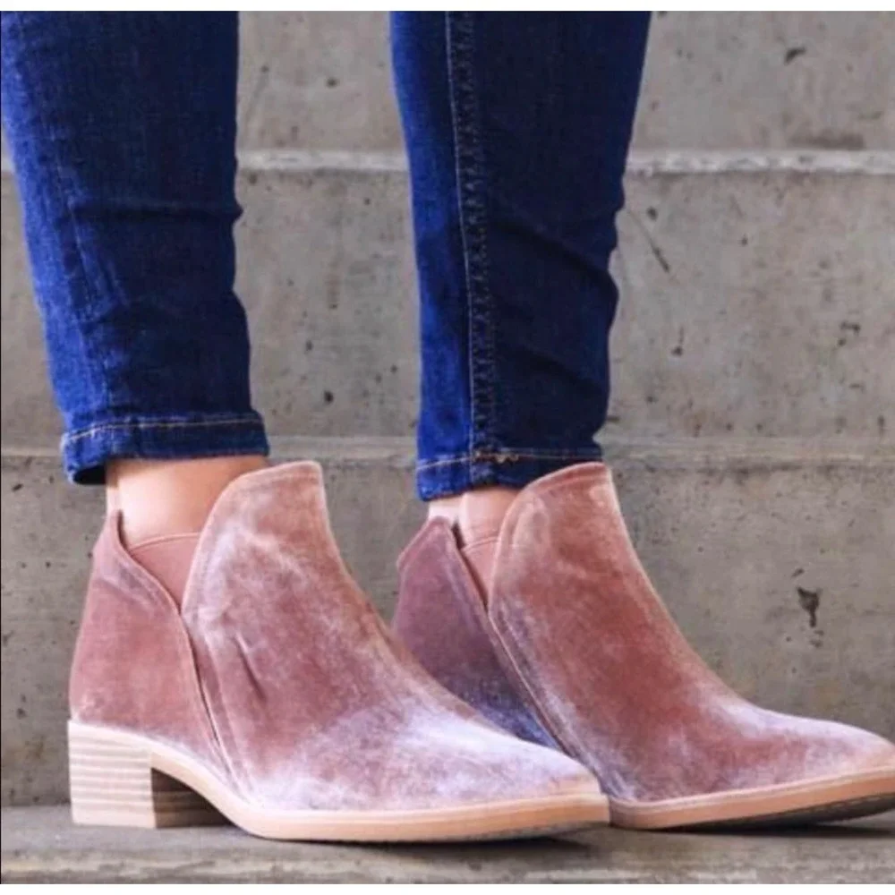 Dolce Vita‎ Ankle Booties Womens 7.5 Pink Crushed Velvet Pointed Toe Block Heel